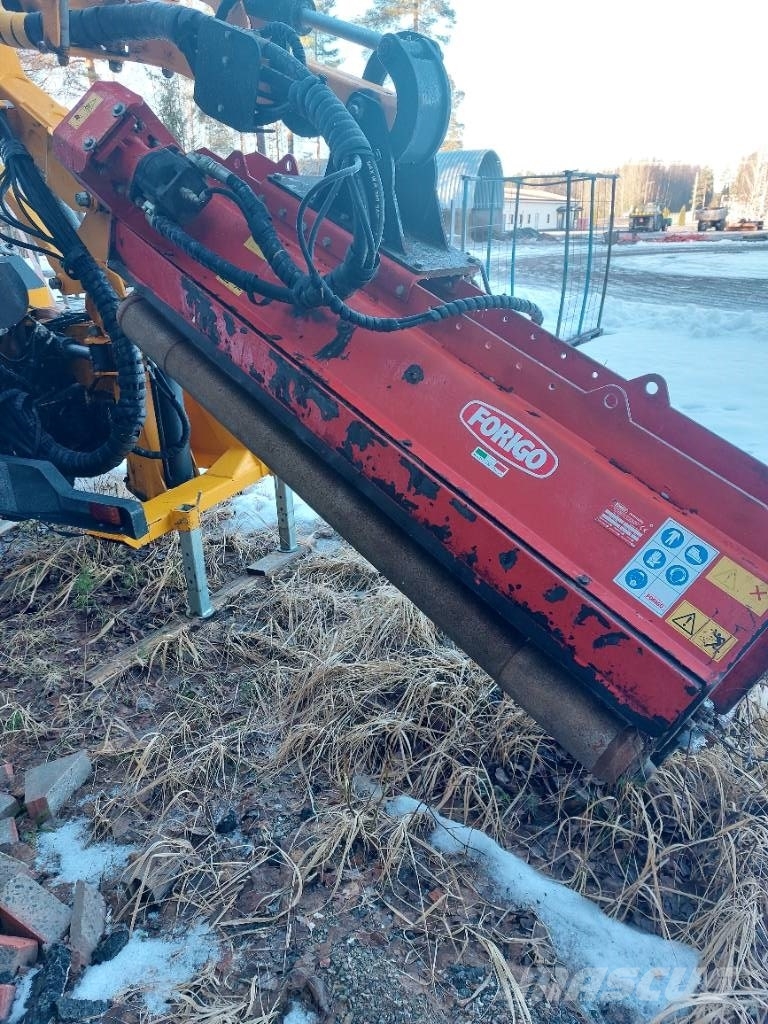 Femac VFR7+FORIGO 220 leikkuupää Piennarmurskain Szárzúzók és fűkaszák