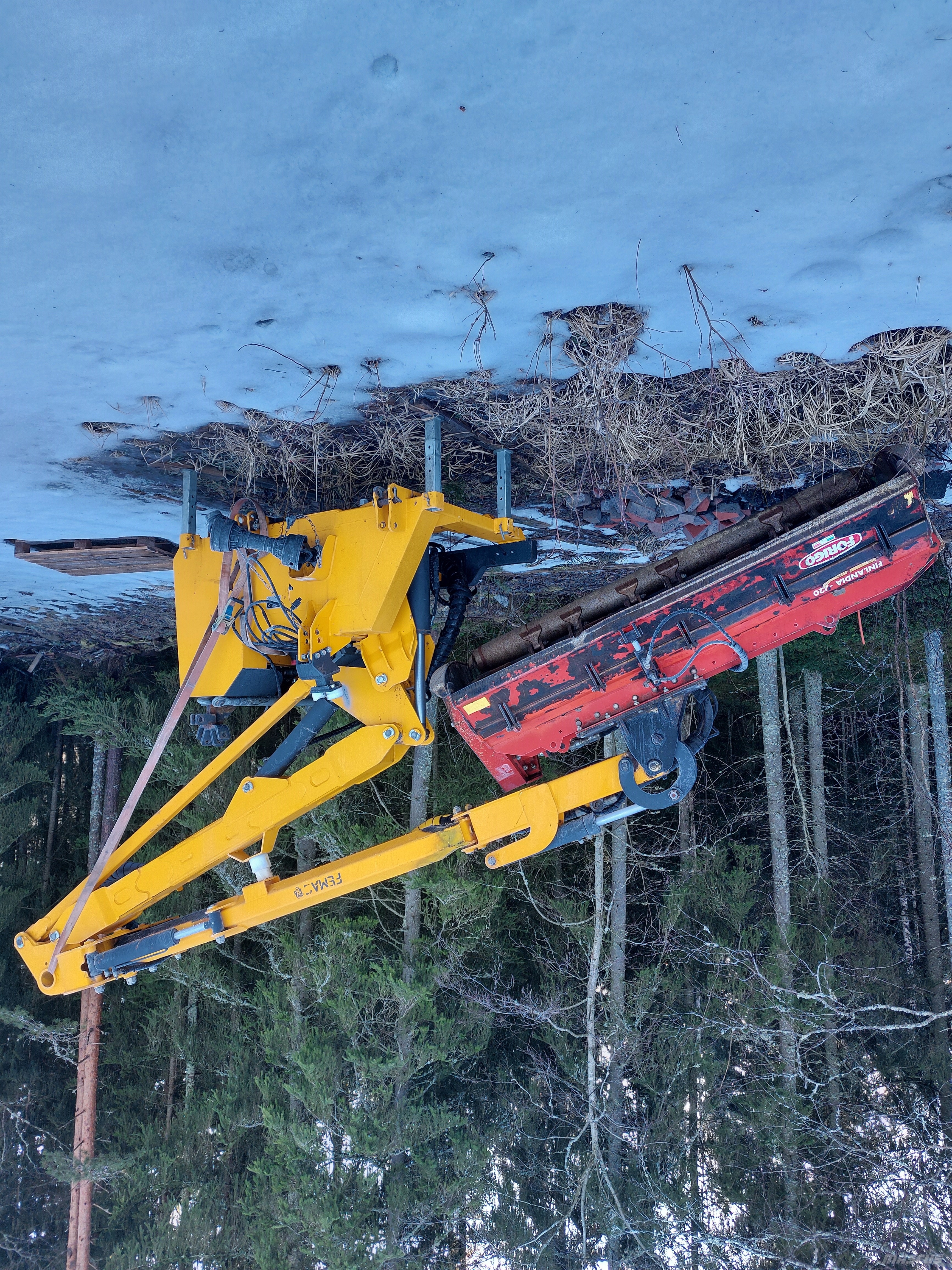 Femac VFR7+FORIGO 220 leikkuupää Piennarmurskain Szárzúzók és fűkaszák