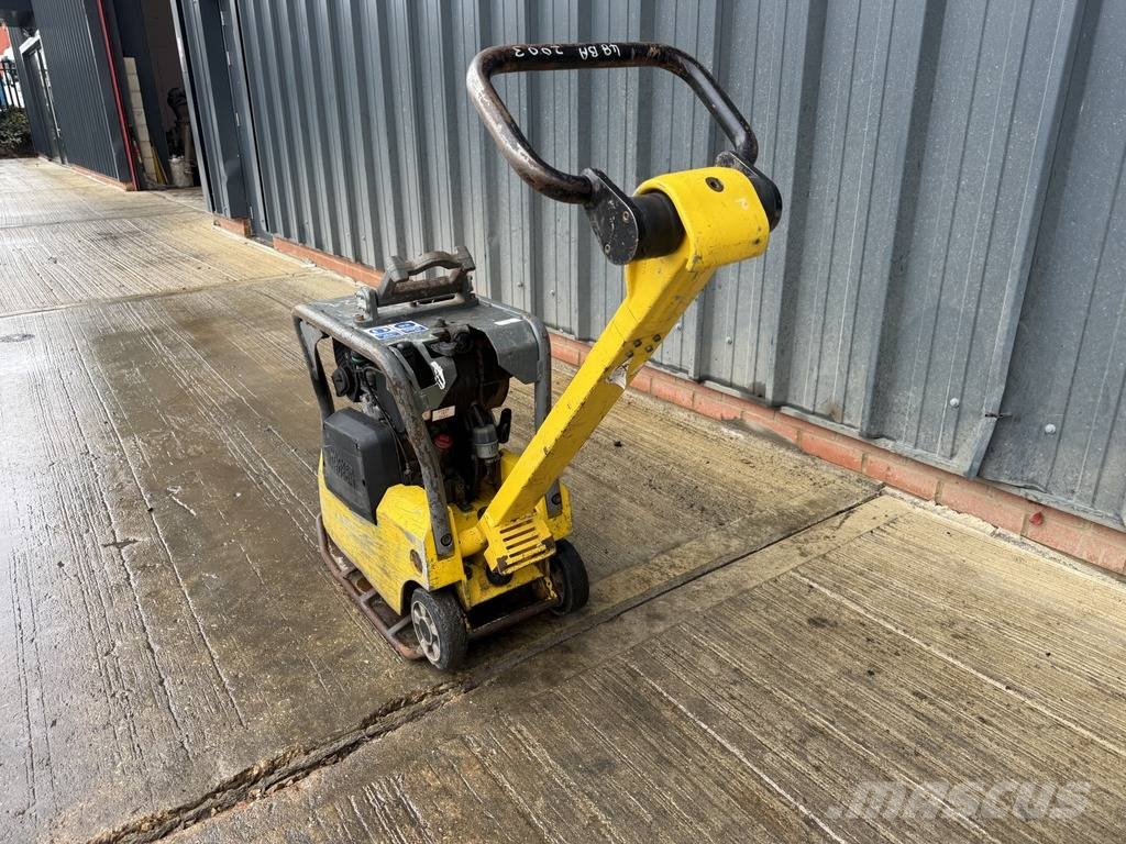 Wacker Neuson DPU 2540H Plate Compactor Vibrátorok