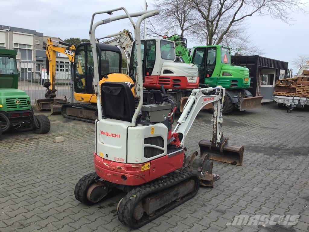 Takeuchi TB 210 Miniekskavaatorid < 7 t