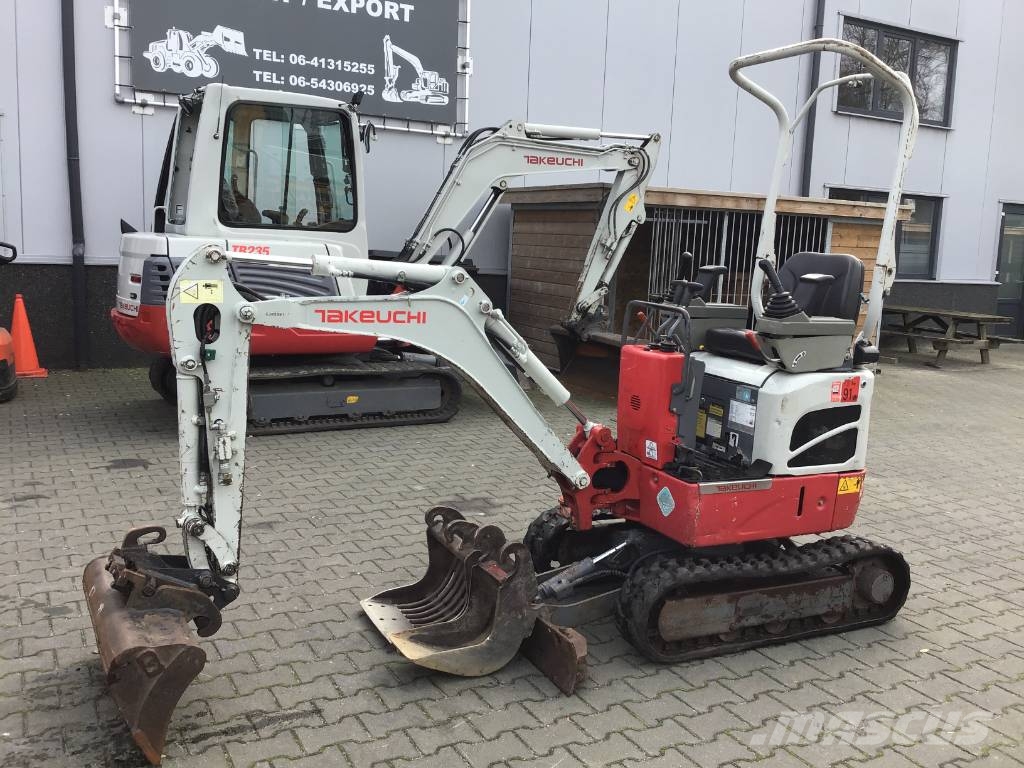 Takeuchi TB 210 Miniekskavaatorid < 7 t