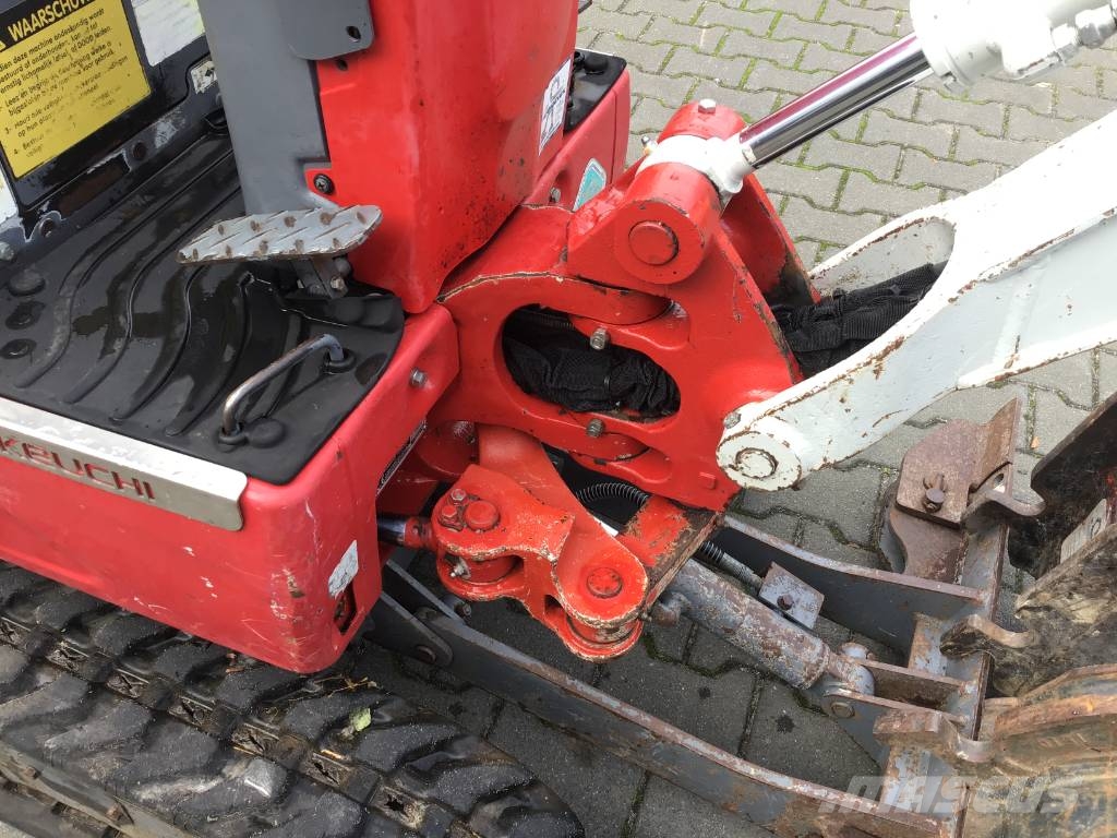 Takeuchi TB 210 Miniekskavaatorid < 7 t