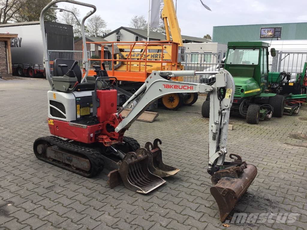 Takeuchi TB 210 Miniekskavaatorid < 7 t