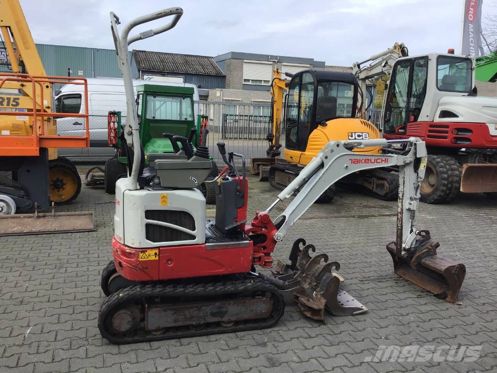 Takeuchi TB 210 Miniekskavaatorid < 7 t