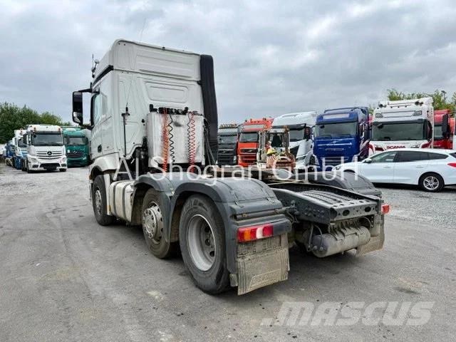 Mercedes-Benz Actros 2545 6x2/Kipphydraulik /Motorschaden !!! Τράκτορες