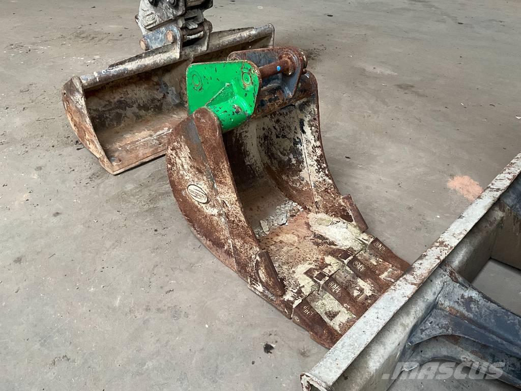 Bobcat E 50z Mini kotrók < 7t