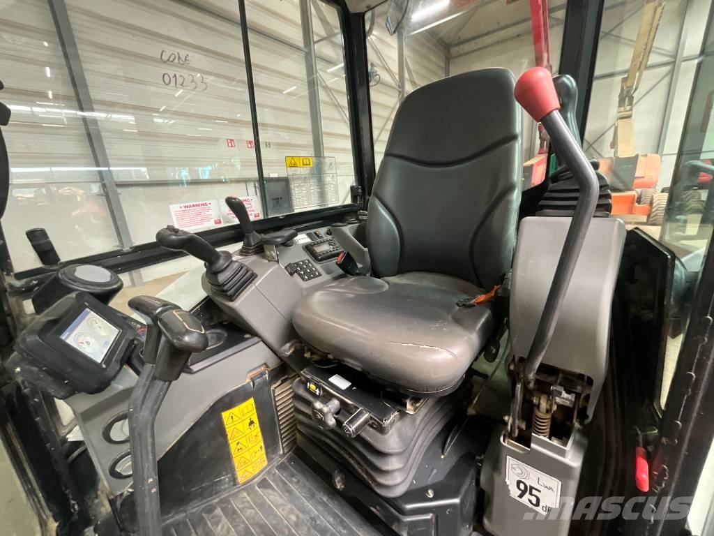 Bobcat E 50z Mini kotrók < 7t