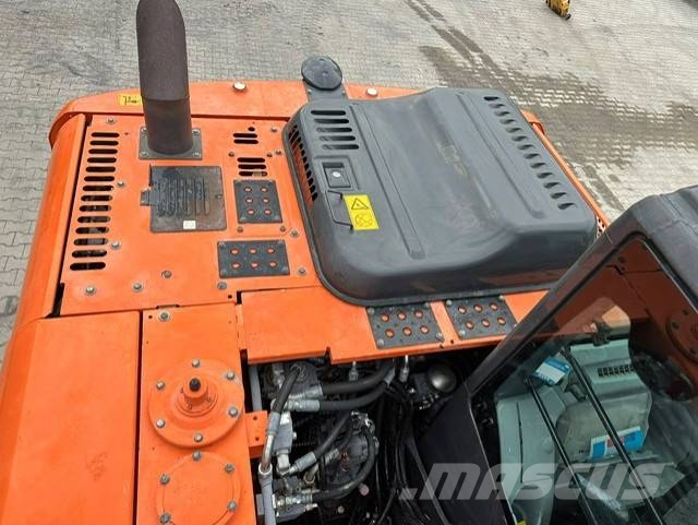 Hitachi ZX 140 W-5 Gravemaskiner på hjul