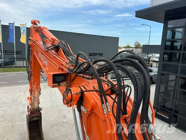 Hitachi ZX 140 W-5 Gravemaskiner på hjul