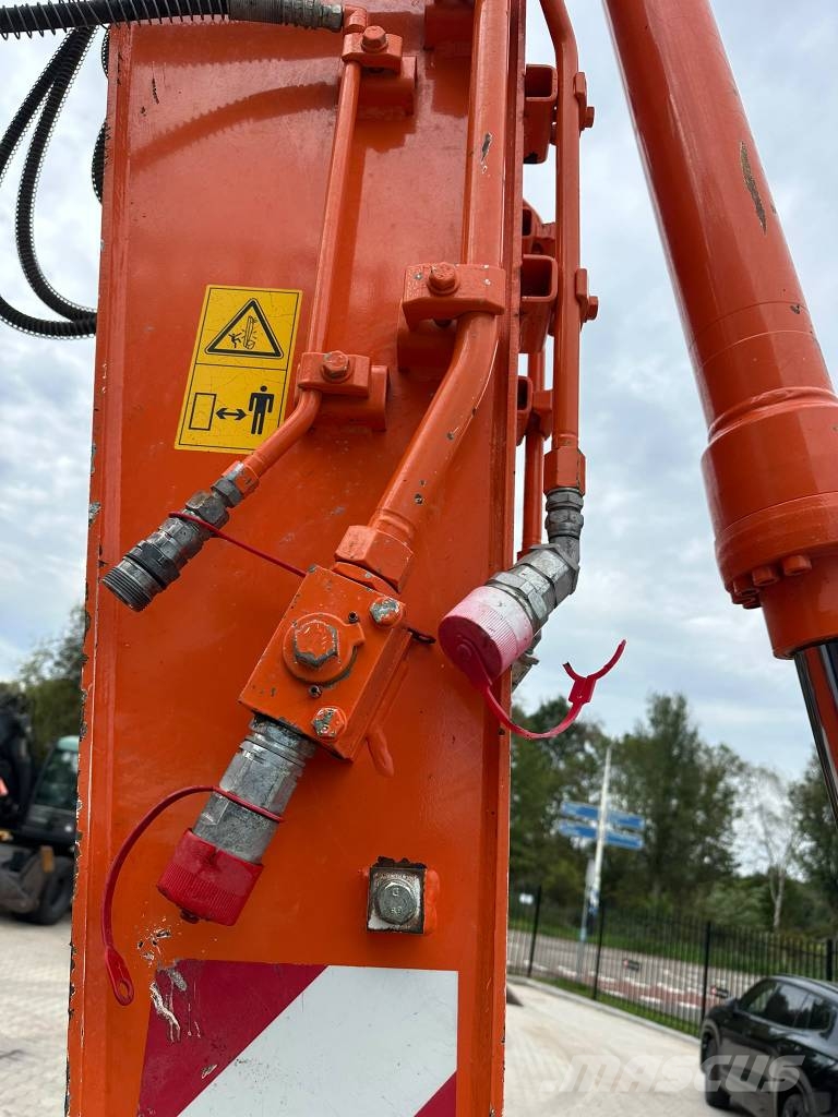 Hitachi ZX 140 W-5 Gravemaskiner på hjul
