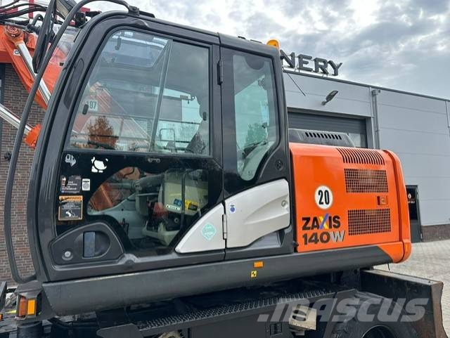 Hitachi ZX 140 W-5 Gravemaskiner på hjul