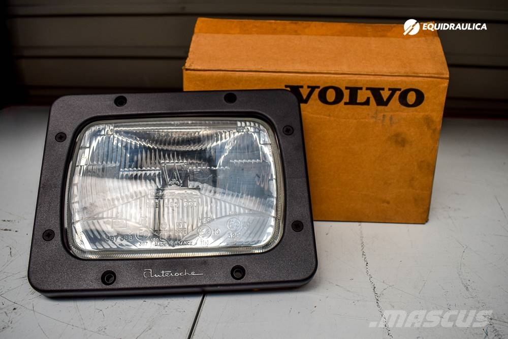 Volvo FAROL - VOE 11061514 駕駛室與內部