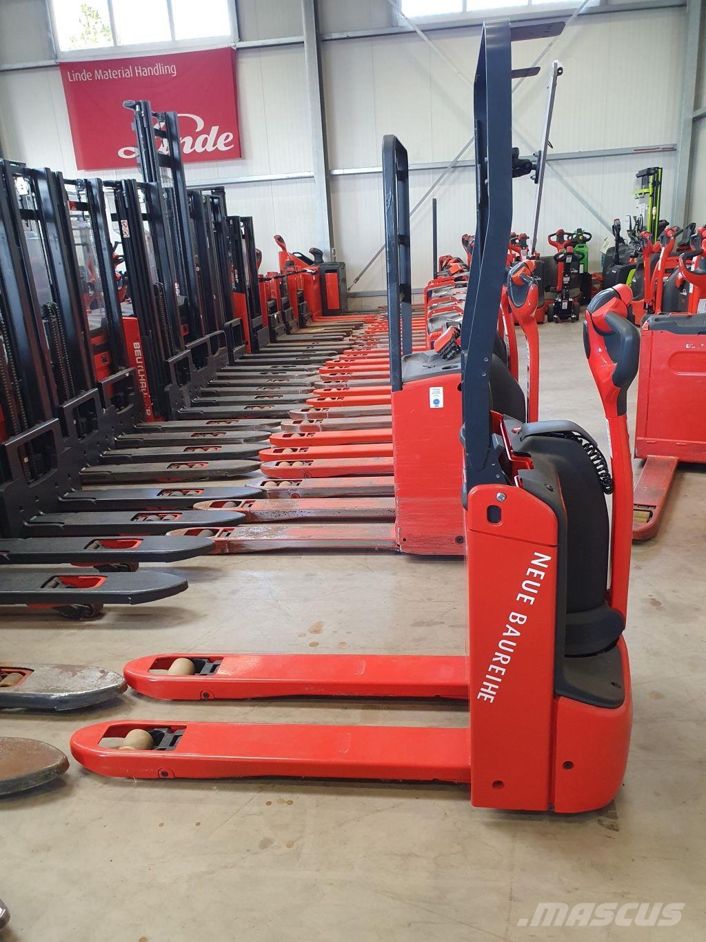 Linde T16 行走控制式堆積機