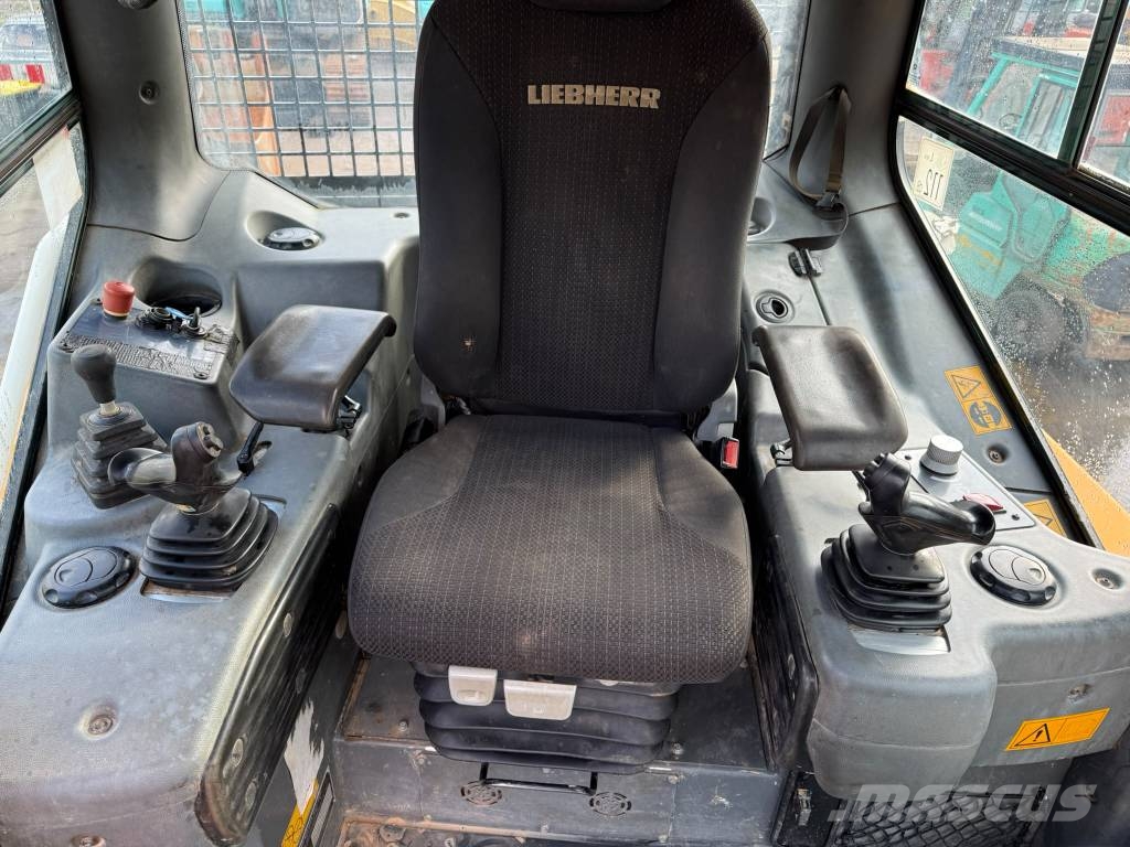 Liebherr Liebherr PR 746 LGP//BJ. 2019 /6950H/Ripper Ventil Buldožerji goseničarji