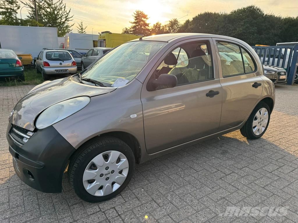 Nissan Micra **AIRCO-74000km-5DOORS** Cars