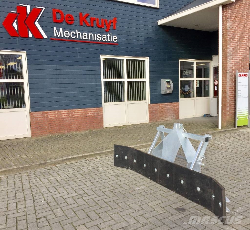  S&H modderschuif vast euro 3punt en lepel aanbouw Ostale mašine i oprema za stoku