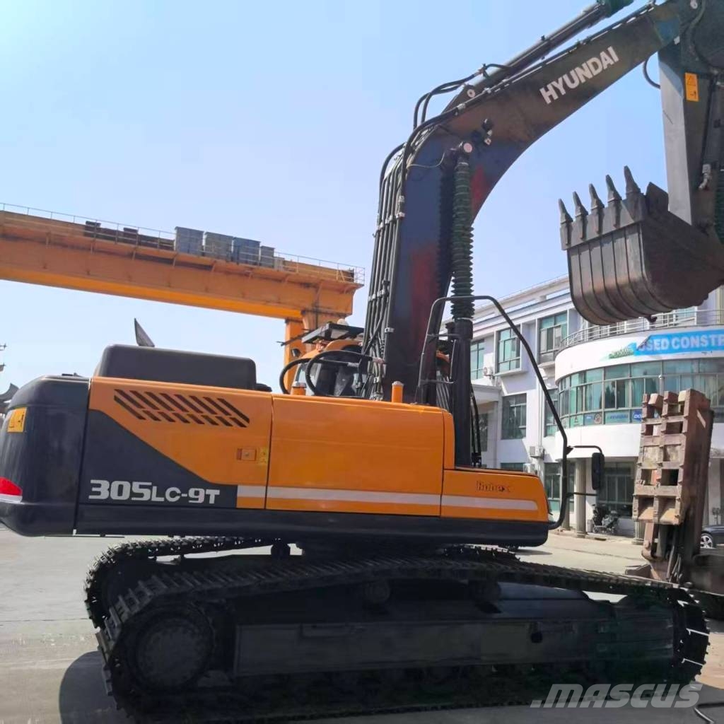 Hyundai Robex 305 LC-9 T Raupenbagger