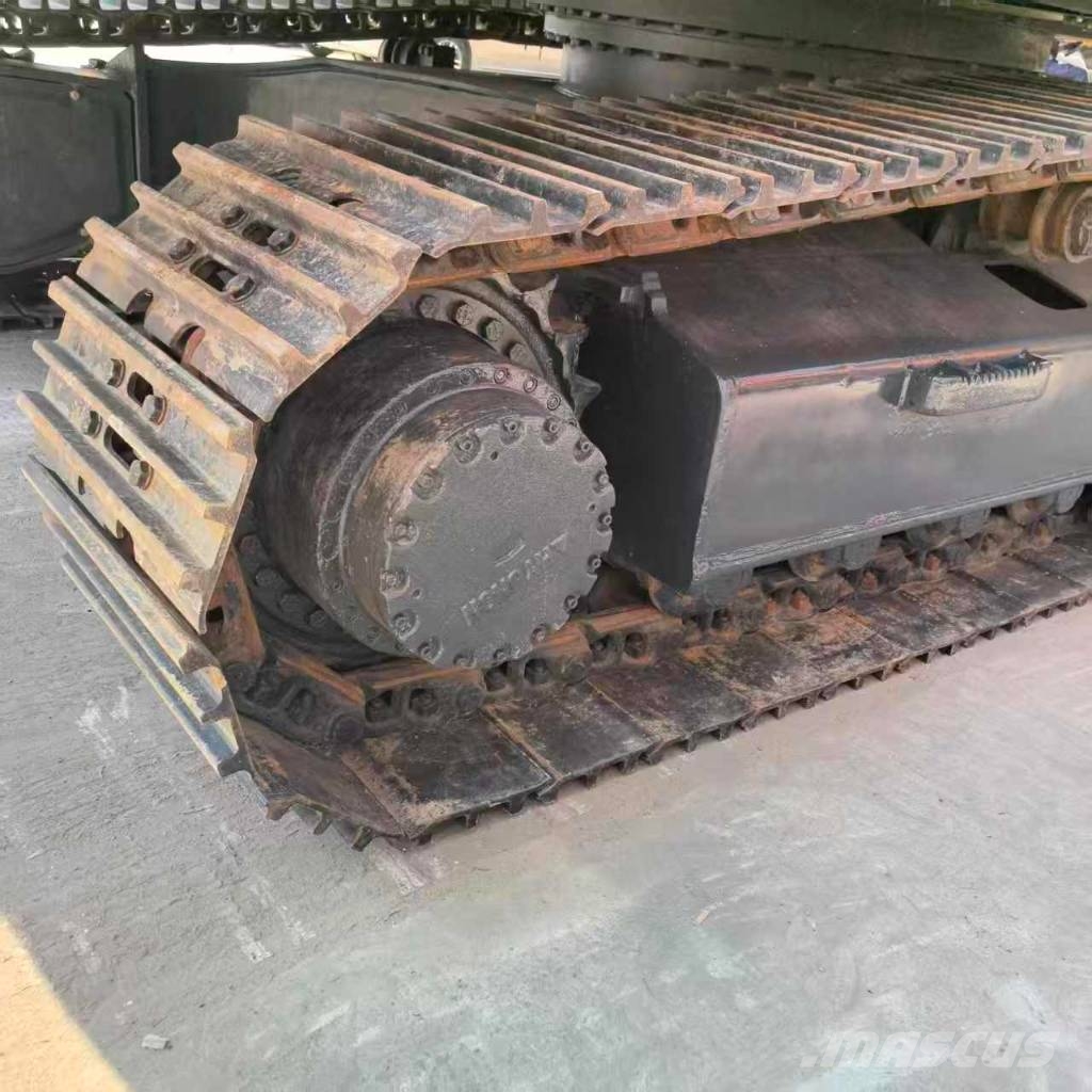 Hyundai Robex 305 LC-9 T Raupenbagger