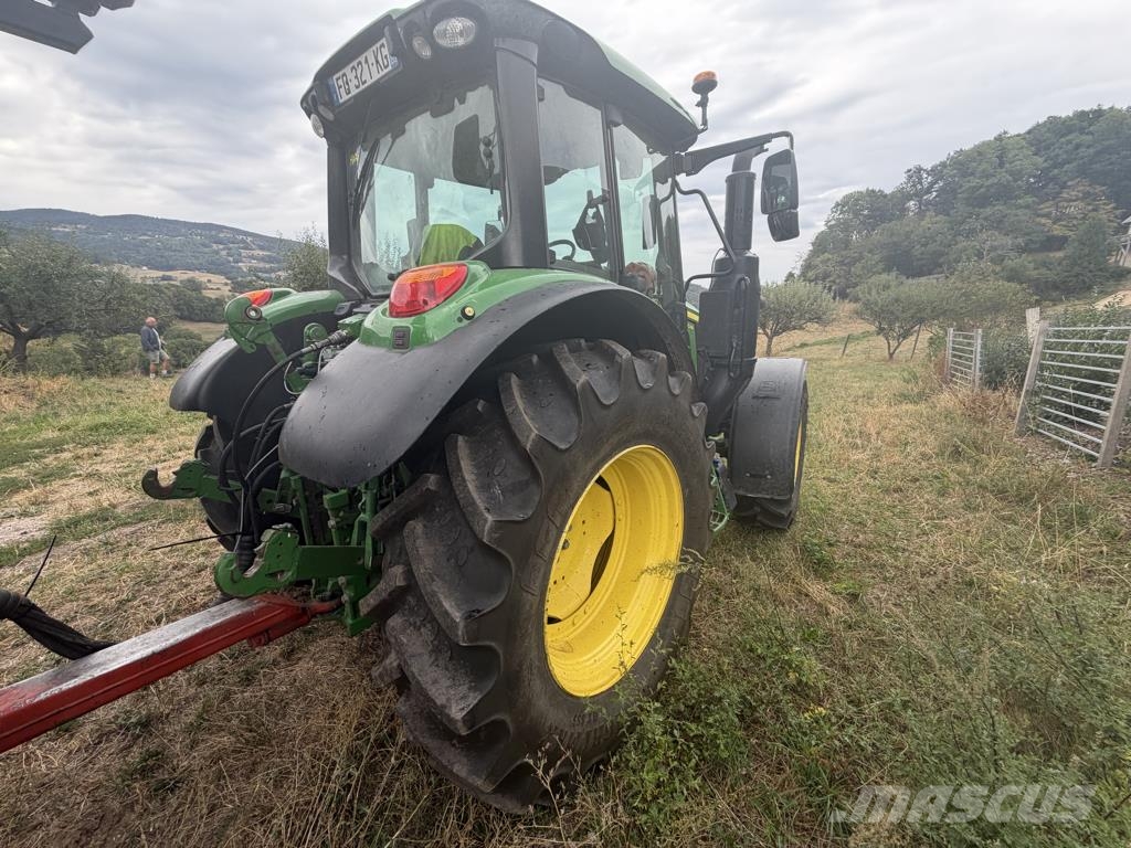 John Deere 6100M 트랙터