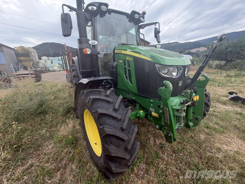 John Deere 6100M Traktori