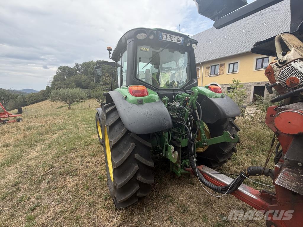 John Deere 6100M Tractoren