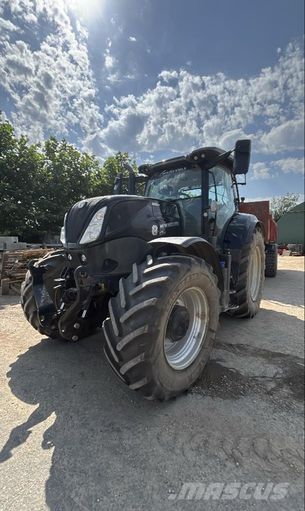 New Holland T7.210 Traktorid