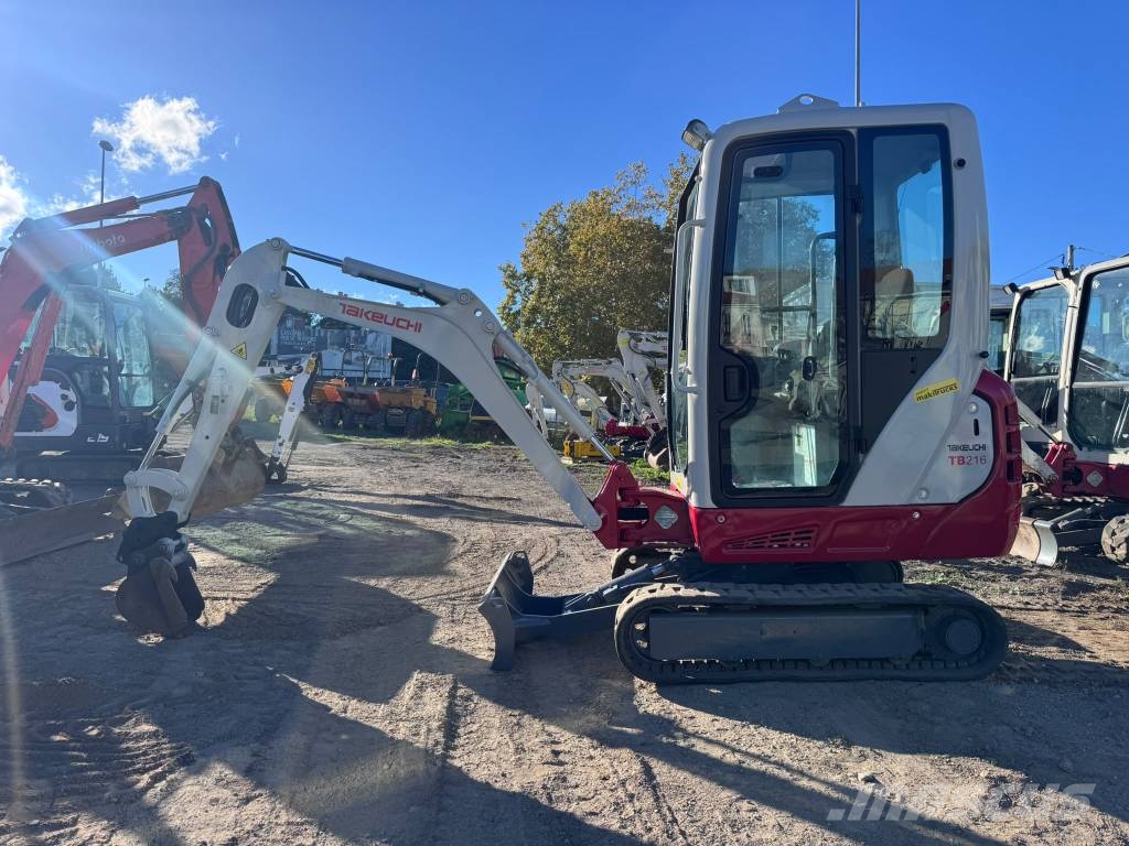 Takeuchi TB 216 حفارات صغيرة أقل من 7 طن (حفارات صغيرة)