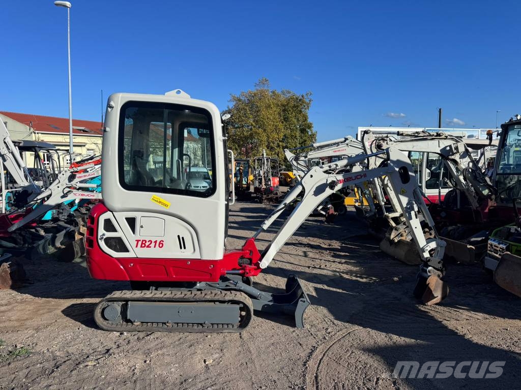 Takeuchi TB 216 حفارات صغيرة أقل من 7 طن (حفارات صغيرة)