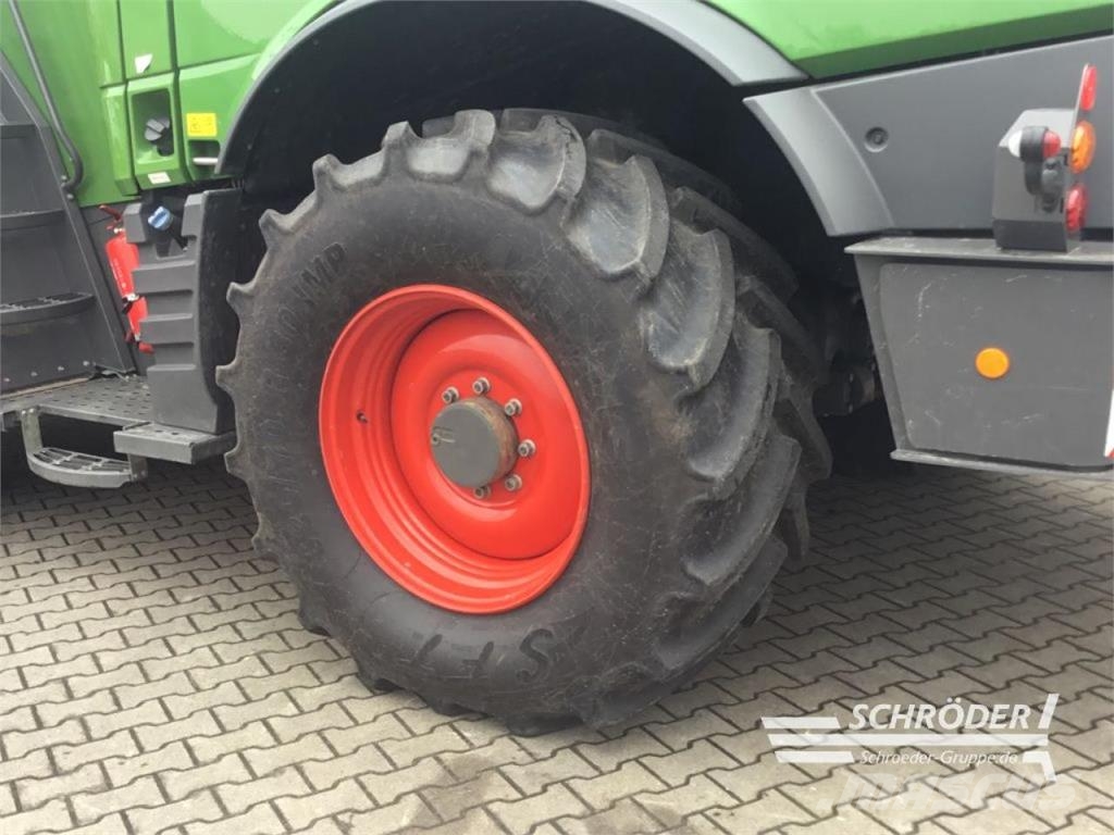 Fendt KATANA 650 GEN3 + KEMPER 375 PLUS علافات ذاتية الدفع
