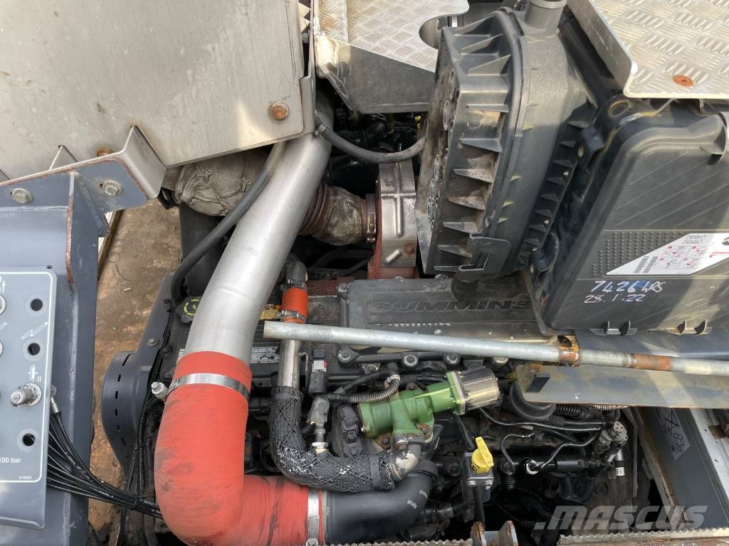 Wirtgen W 210 Asfalta dzesēšanas iekārtas