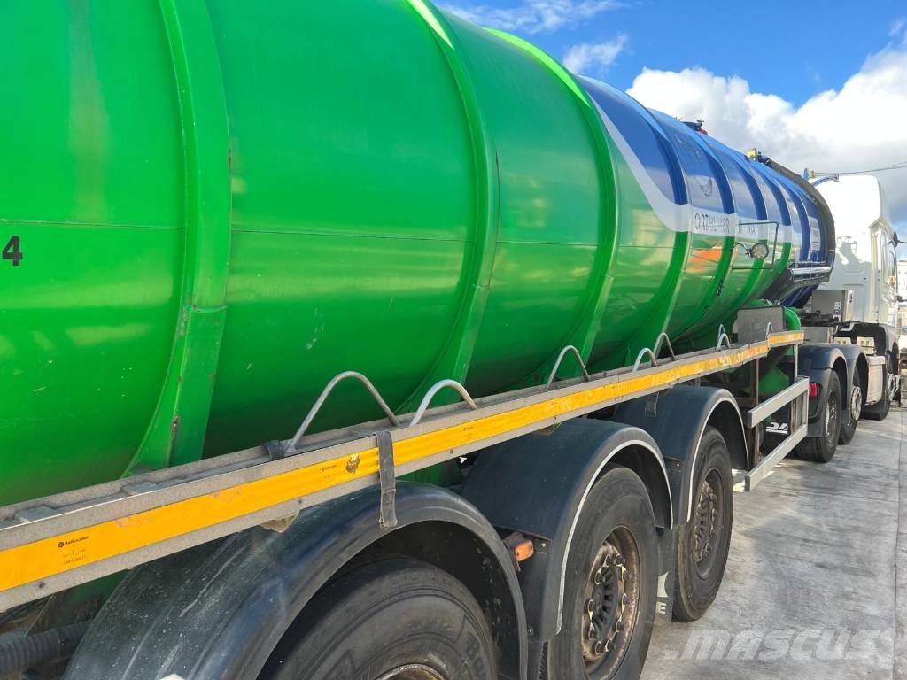 Whale 316 Stainless Steel Vac Tanker with DAF CF 460 Tra Remorque citerne