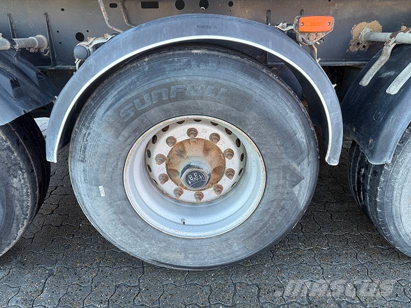 Meiller Tipper / Kippauflieger 37 m3 نصف مقطورات قلابة