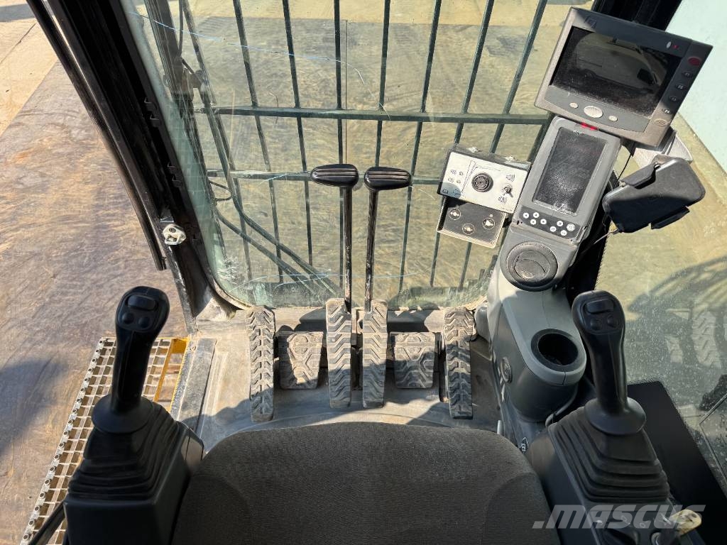 CAT 345C - Tilting Cabin / Adjustable Undercarriage 履帶式 挖土機/掘鑿機/挖掘機