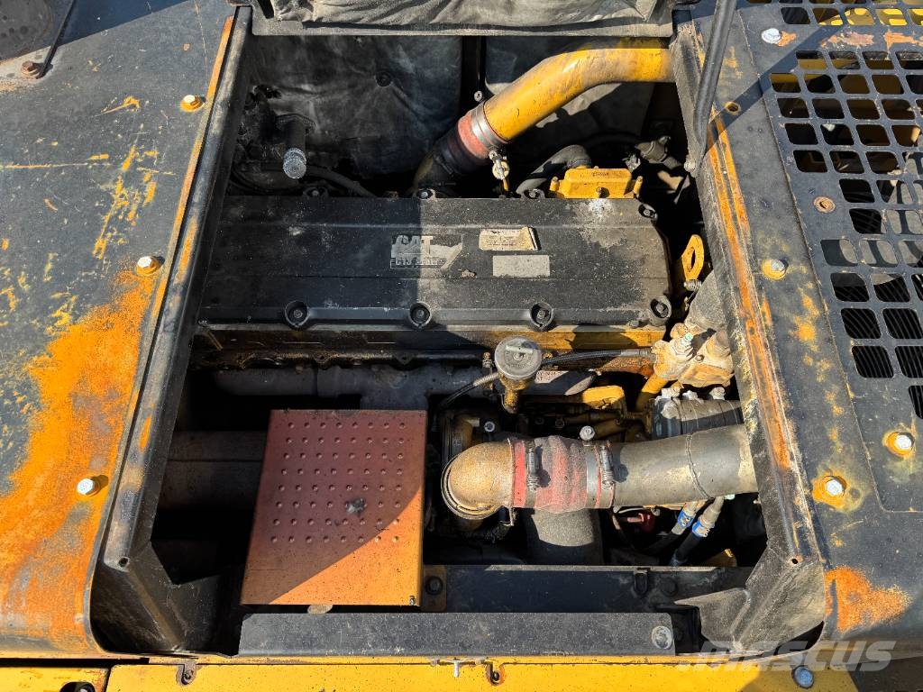 CAT 345C - Tilting Cabin / Adjustable Undercarriage 履帶式 挖土機/掘鑿機/挖掘機