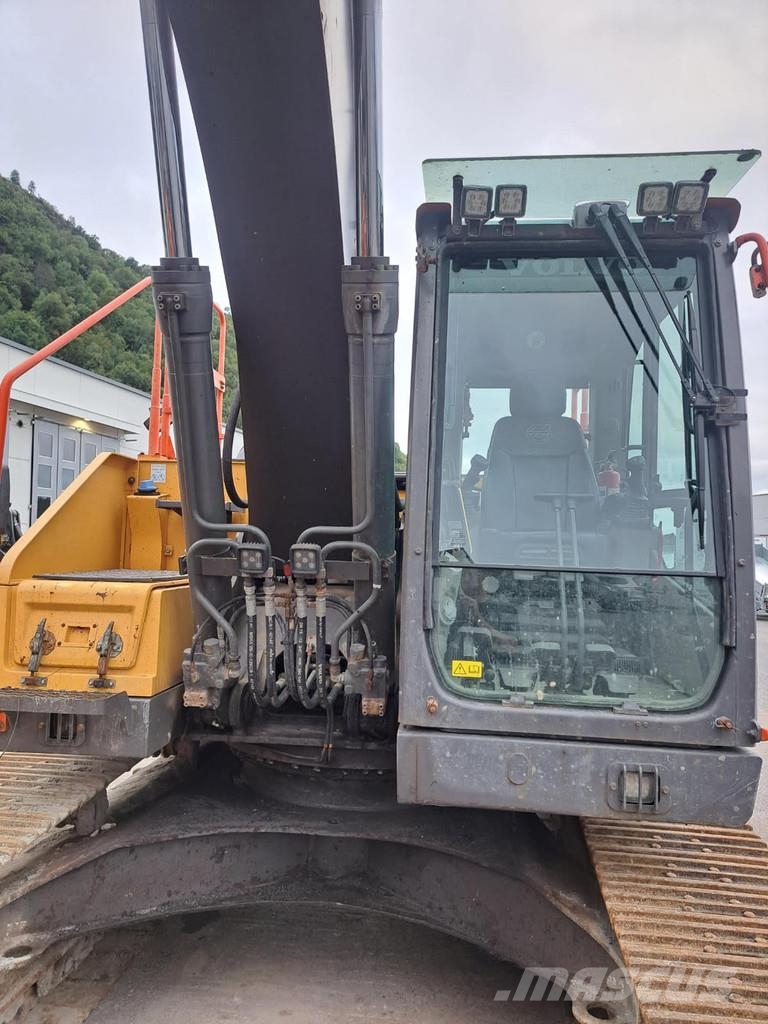 Volvo EC220EL Beltegraver