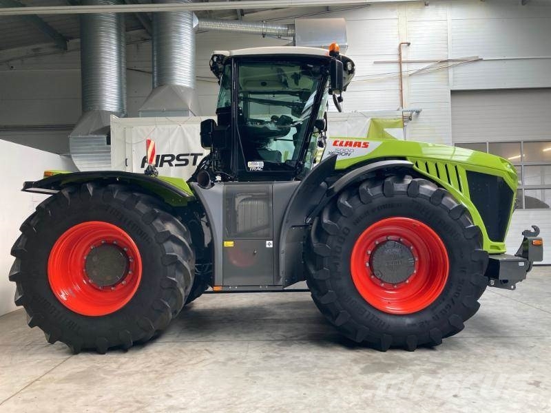 CLAAS XERION 5000 TRAC 트랙터