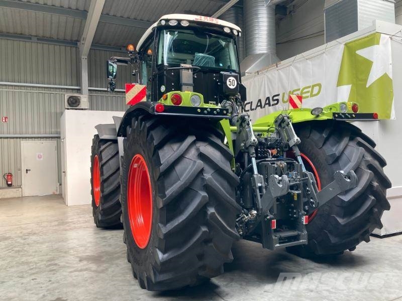 CLAAS XERION 5000 TRAC 트랙터