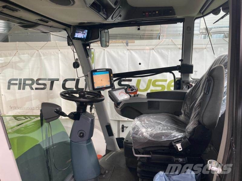 CLAAS XERION 5000 TRAC 트랙터