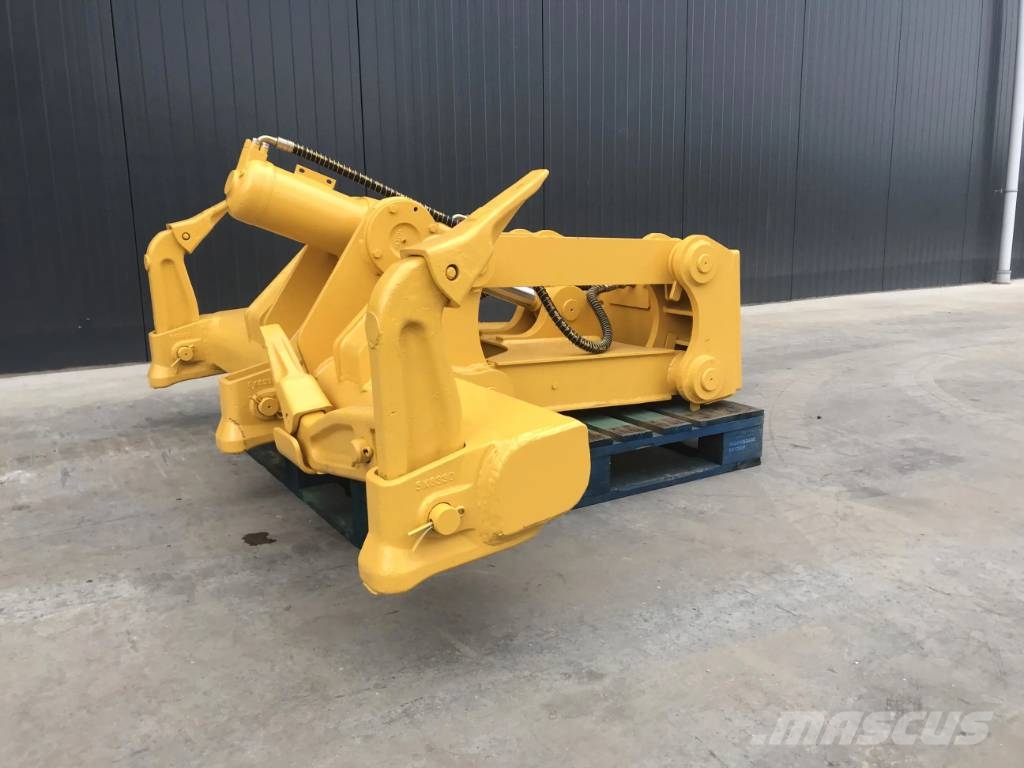 Komatsu D53 Aufreisser
