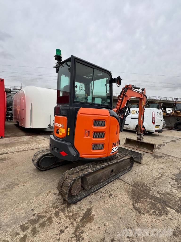 Hitachi ZX 33 U-6 Miniescavadeiras < 7t (Mini escavadeiras)