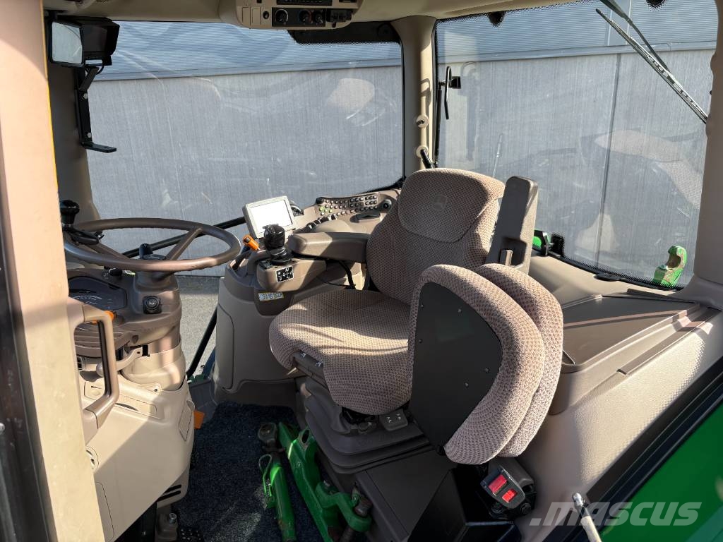 John Deere 6105 R Traktorer