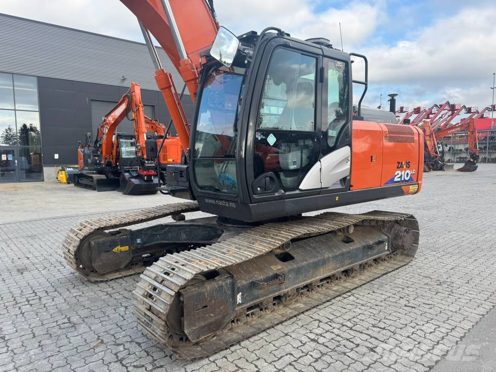 Hitachi ZX 210 LC-6 Гусеничные экскаваторы