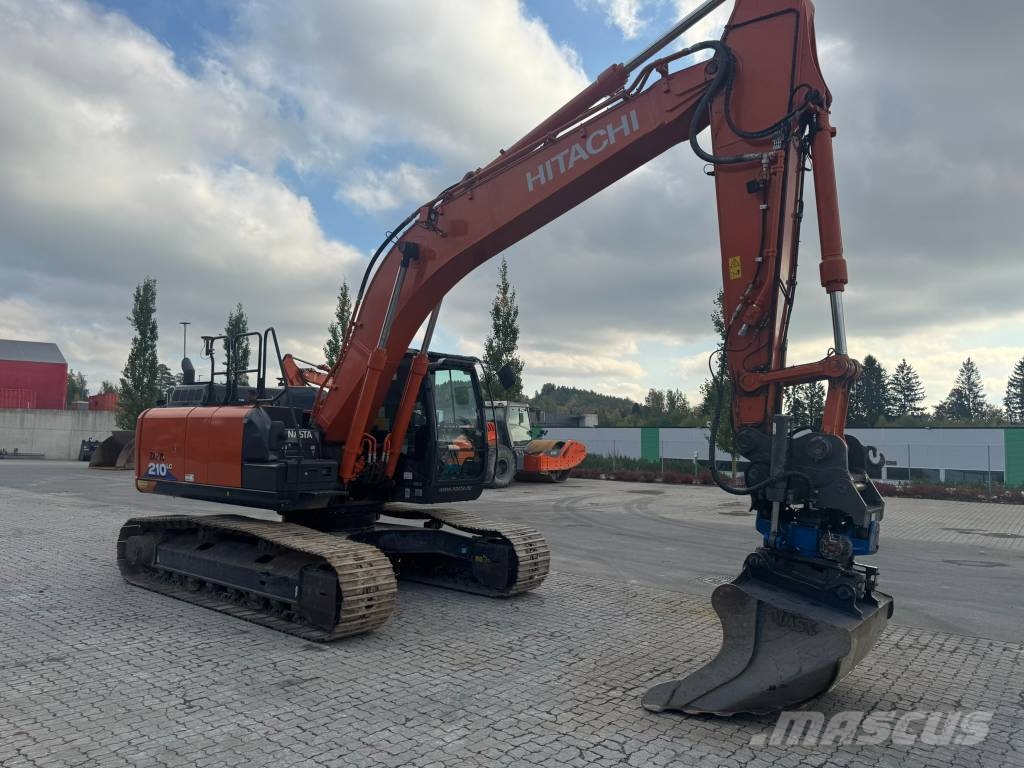 Hitachi ZX 210 LC-6 Гусеничные экскаваторы