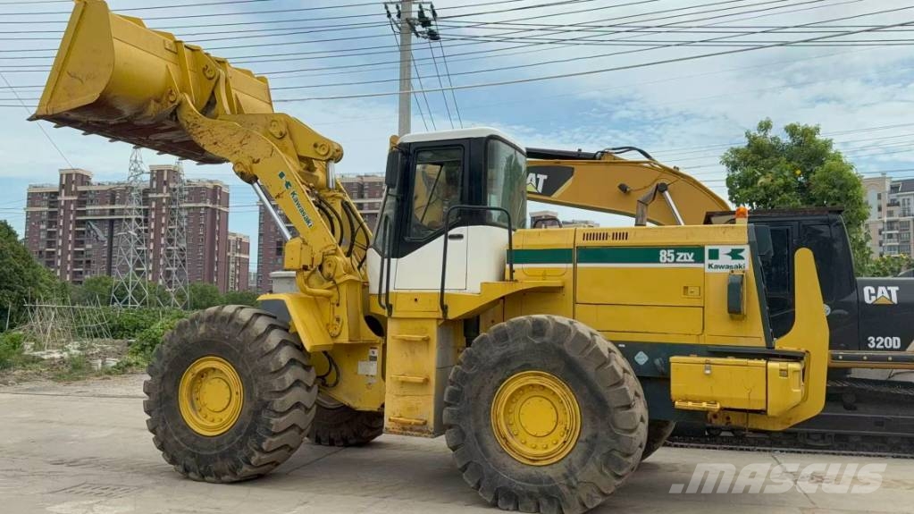 Kawasaki 85 Z A Iekrāvēji uz riteņiem