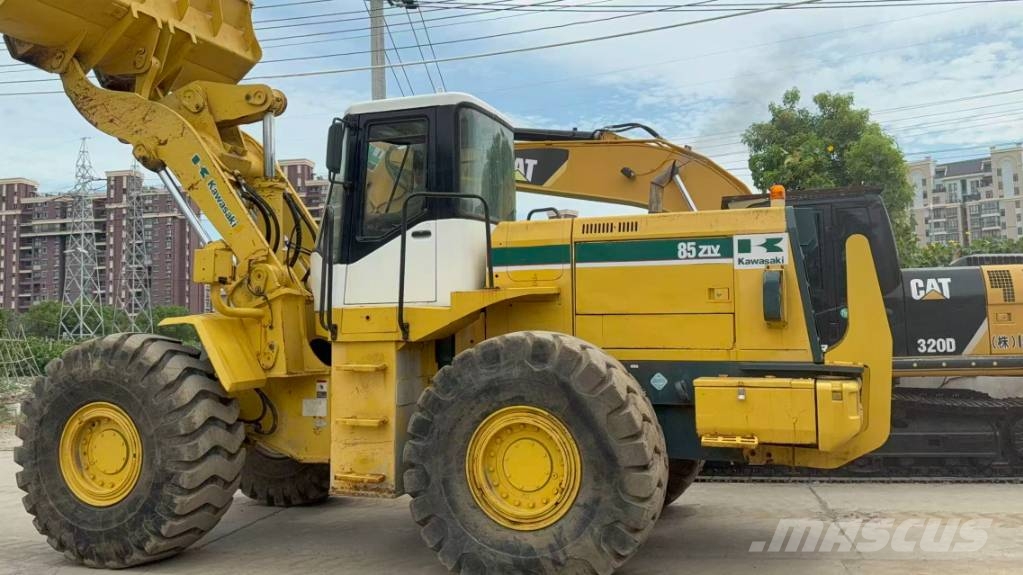 Kawasaki 85 Z A Iekrāvēji uz riteņiem