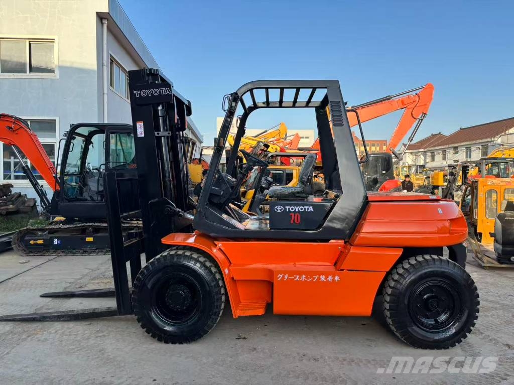 Toyota 70 Telescopic handlers