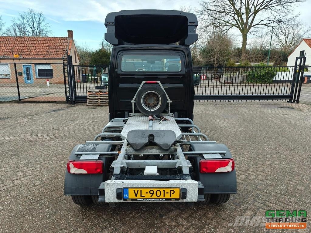 Volkswagen Crafter 2.0 TDI 4x2 Euro5M - BE-Trekker - Navi - 1 Прочие фургоны