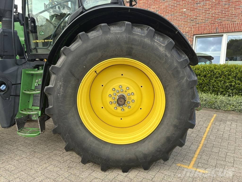 John Deere 6250R Traktori
