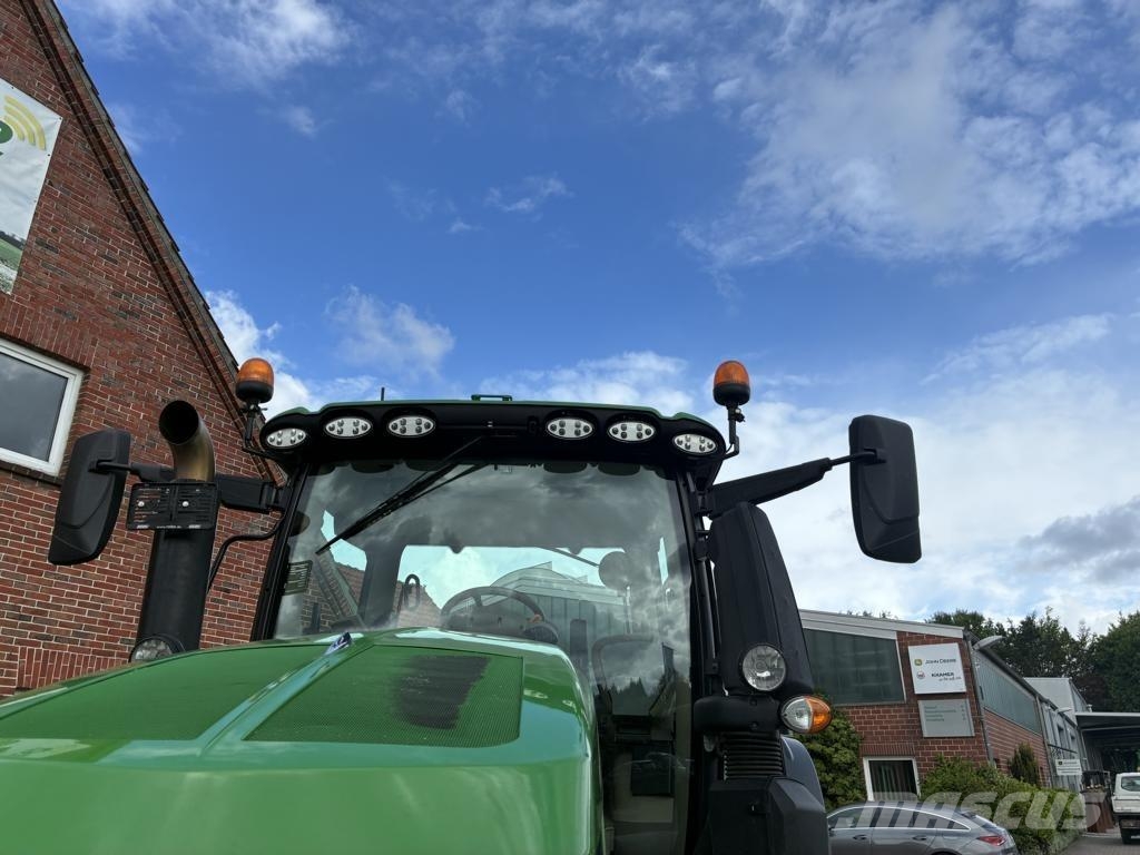 John Deere 6250R Traktori