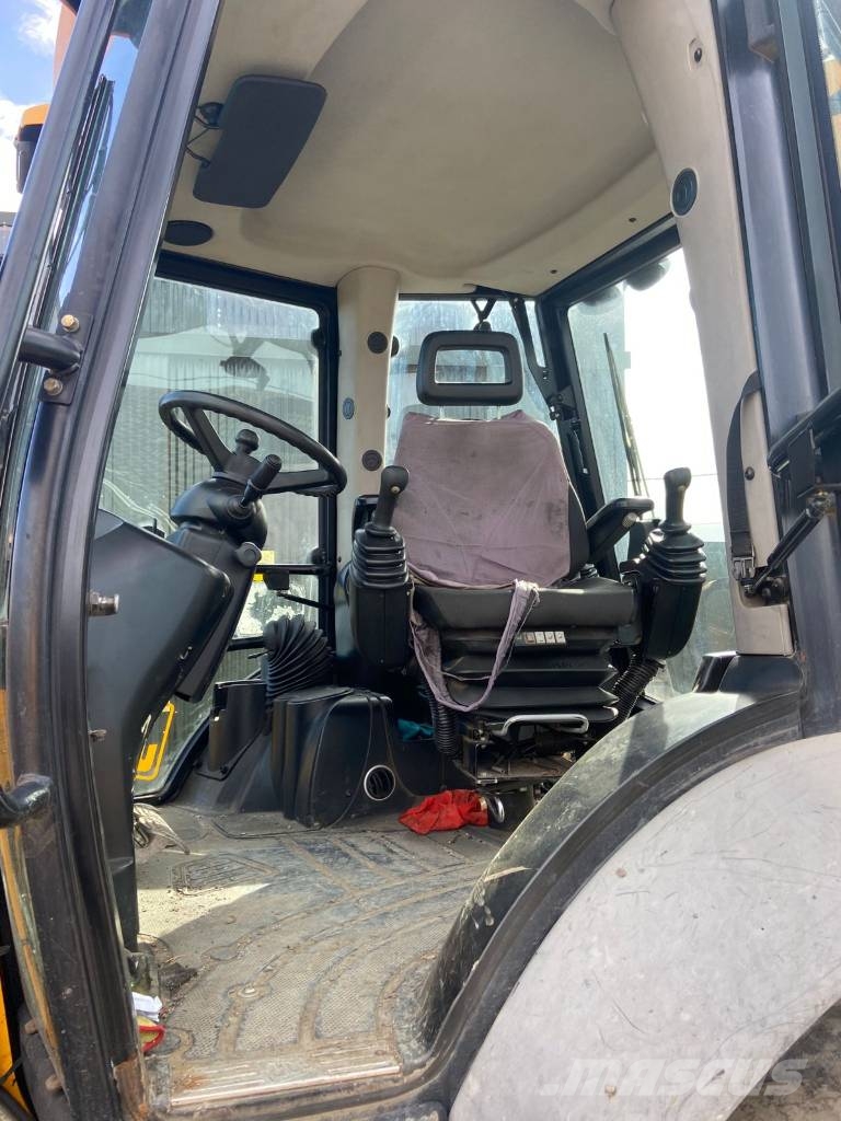 JCB 3 CX Kotrórakodók
